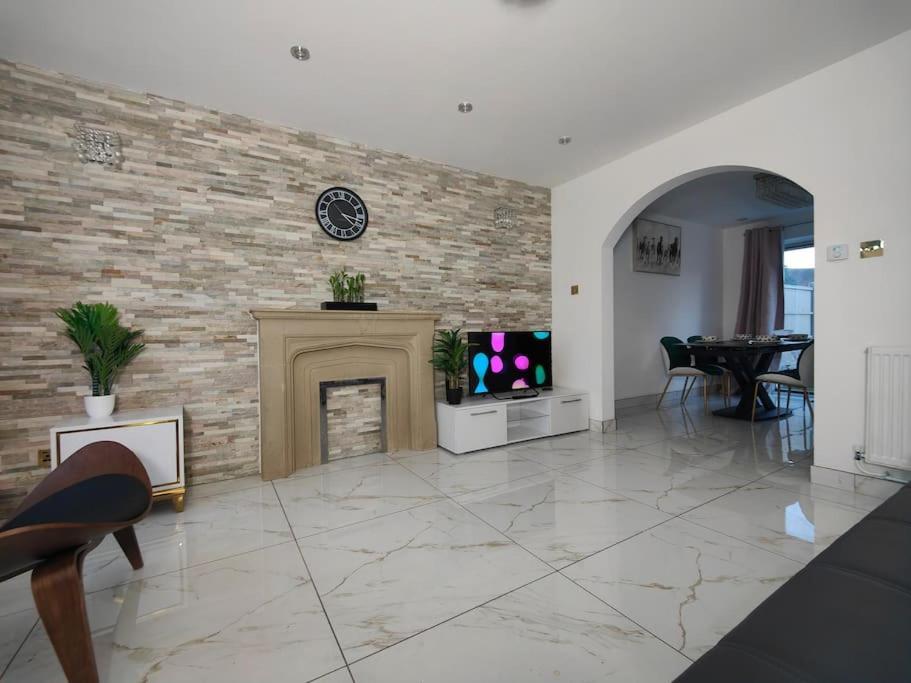 Tyburn Home, Birmingham With Free Parking Exterior foto